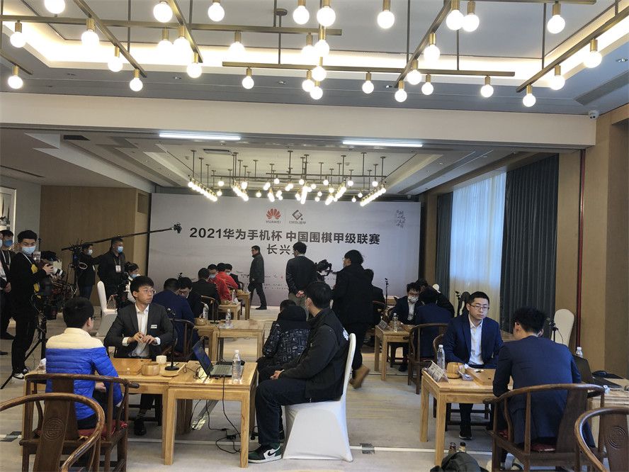 我们都同意这一点，那就是我们需要在转会市场上做些什么。